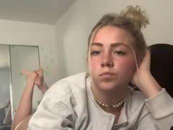 athenadawn webcam model stream image