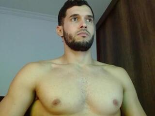 Tom Wills webcam model stream image