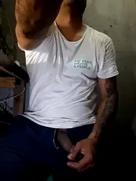 hecwil8 webcam model stream image