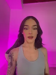 Baby_luxury webcam model stream image