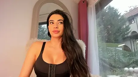 Naila18 webcam model stream image