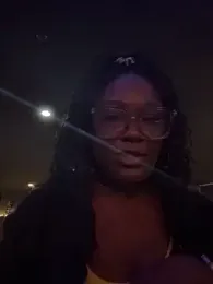 TilaTotti webcam model stream image