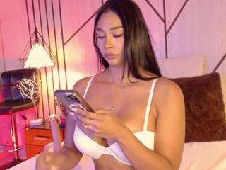 meegan-x webcam camsoda model stream image