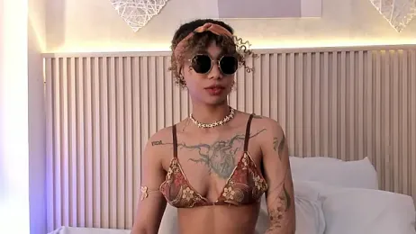 daiana_curly webcam model stream image