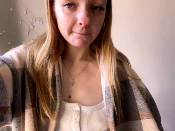 PinkPetal webcam model stream image