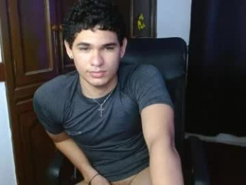 zyrosxk webcam model stream image