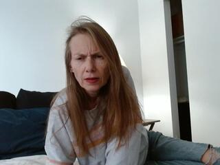 Mindy Stevens webcam model stream image