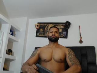 Tayler Summer webcam model stream image