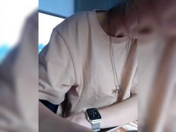 kiss_a webcam bongacams model stream image