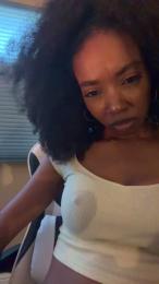 HitTheWall webcam cam4 model stream image