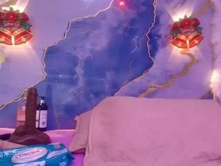 lor-queen webcam model stream image