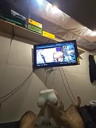 Axeltu77 webcam model stream image