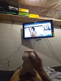 Axeltu77 webcam model stream image