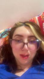 Naomibelle webcam model stream image