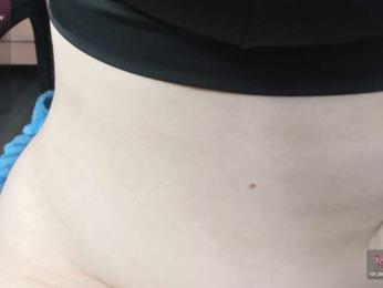KattrinGolden webcam model stream image