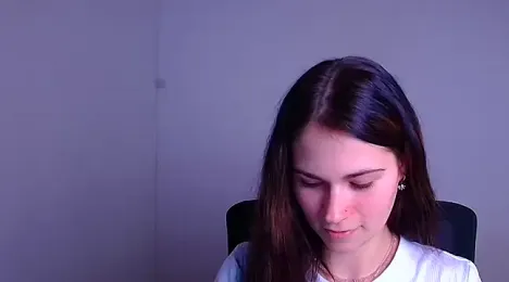 Loon_Amore webcam model stream image