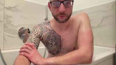 LaryFlint webcam model stream image