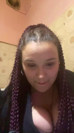 Lararomero webcam model stream image