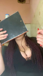 Lararomero webcam model stream image