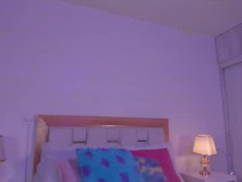 _natasha18_ webcam model stream image