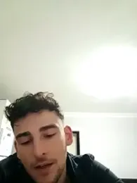 Yasinyasin7 webcam model stream image