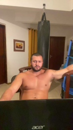 Romaninhoo webcam model stream image