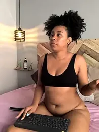 EmmilyBrant webcam model stream image