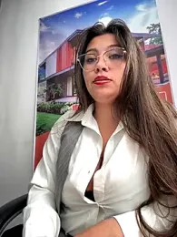 LIZ-06_ webcam model stream image