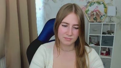 LOVE_xMegan webcam cam4 model stream image