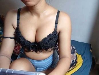 TaraVij webcam model stream image