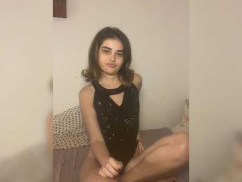 Evelinad webcam model stream image
