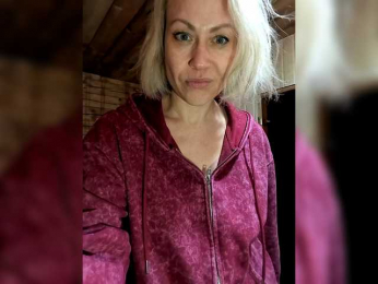 Milfa_hot webcam model stream image