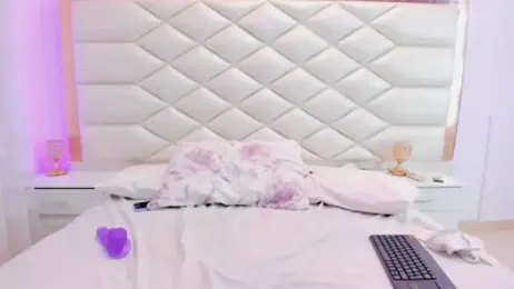 samanthaevans4 webcam model stream image