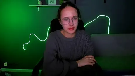 mona_cloud webcam model stream image