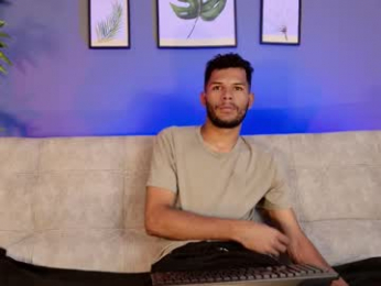 mialuxx webcam model stream image