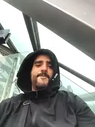 gusto14cm webcam model stream image