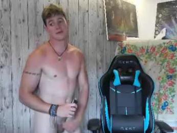 frenchhornybibs webcam model stream image