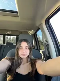 DoriDeluxe66 webcam model stream image