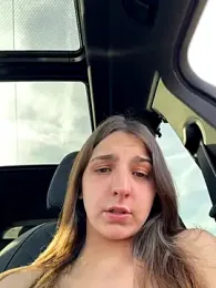 DoriDeluxe66 webcam model stream image