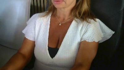 Enia webcam cam4 model stream image
