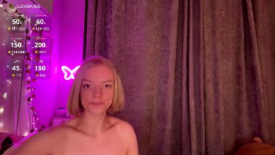 AveryAmstutz webcam model stream image