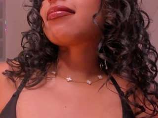 hannaa-thompson webcam model stream image