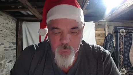 Newfiesausage1972 webcam model stream image