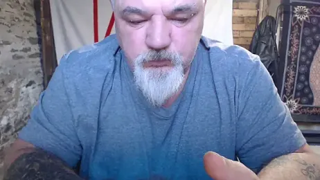 Newfiesausage1972 webcam model stream image