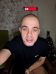 TvoY_bOy1 webcam model stream image