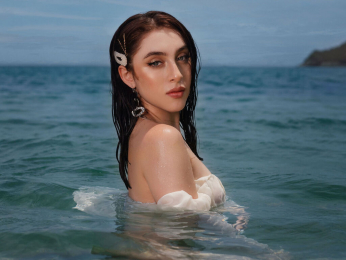 AliceBelov webcam model stream image