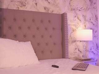 charlotte-harris webcam model stream image