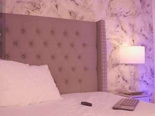 charlotte-harris webcam model stream image