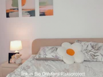 riskyproject webcam model stream image