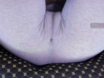 Kira-Kell webcam model stream image